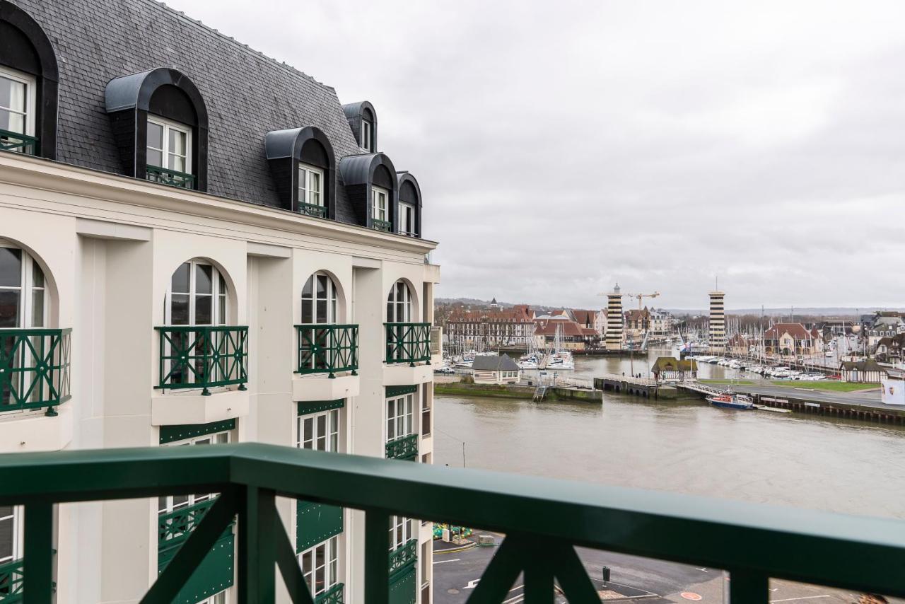 Sowell Hotels Le Beach Trouville-sur-Mer Kültér fotó