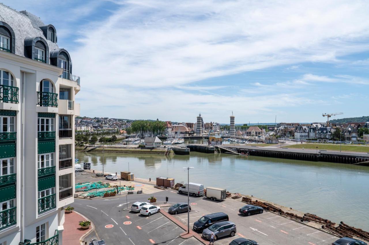 Sowell Hotels Le Beach Trouville-sur-Mer Kültér fotó