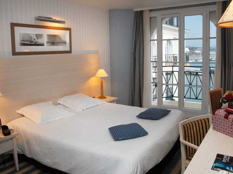 Sowell Hotels Le Beach Trouville-sur-Mer Kültér fotó